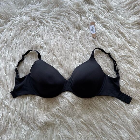 Skims Fits Everybody T-Shirt Bra Onyx Size 32H - Picture 1 of 7